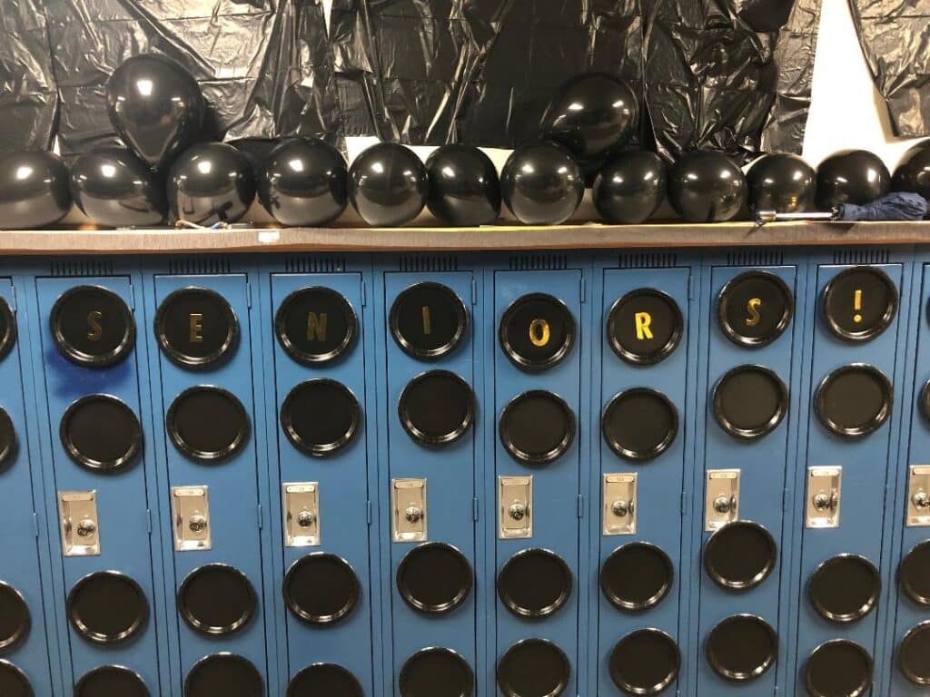 CROOKSTON H.S. STUDENTS GO ALL OUT WITH COLOR WARS DAY