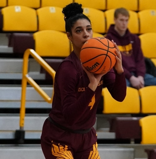 WAYNE STATE PULLS AWAY IN SECOND HALF TO BEAT UMC WOMEN’S HOOPS