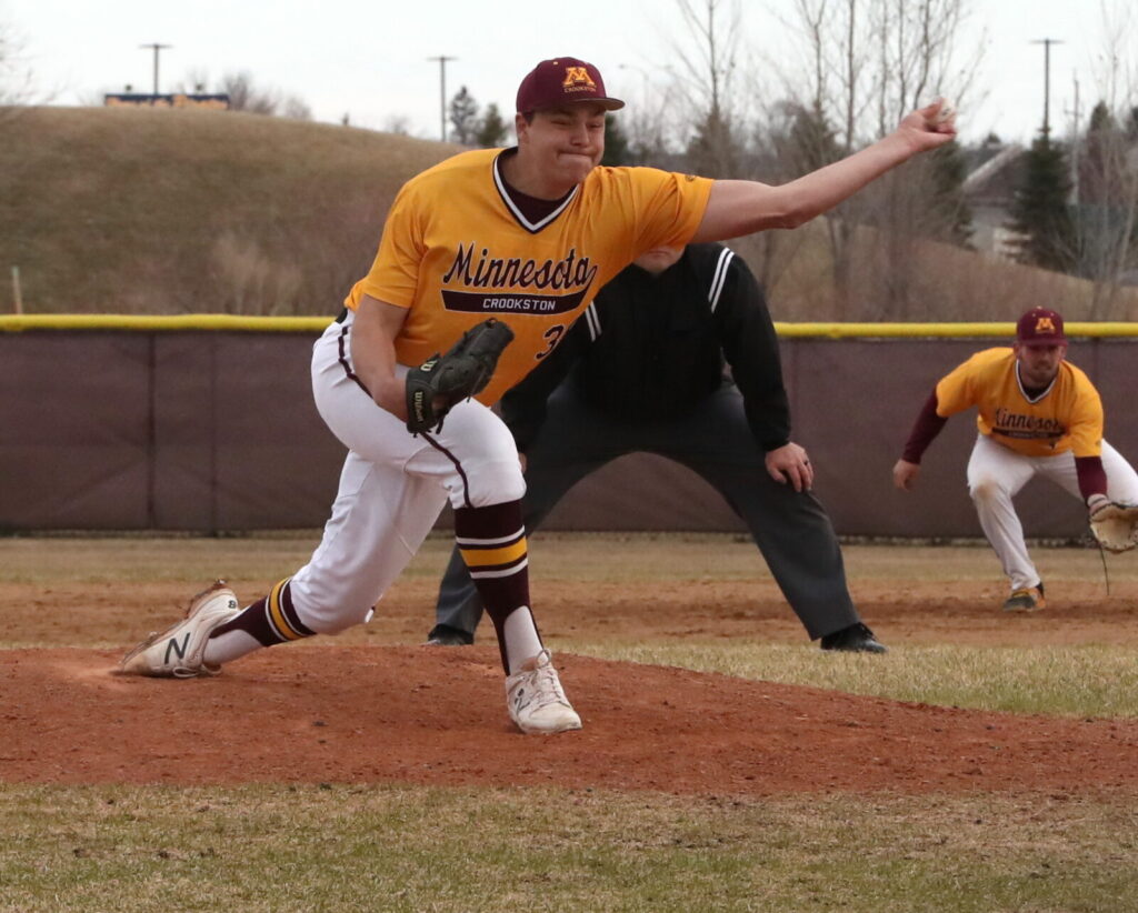 UMC BASEBALL COMES FROM BEHIND TO BEAT #5 ST. CLOUD STATE
