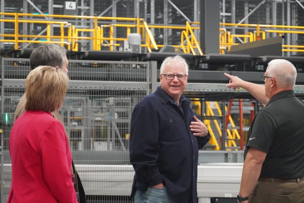 GOVERNOR TIM WALZ VISITS THIEF RIVER FALLS