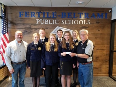 Polk County Soybean/Corn Growers Donate FFA Programs in Polk County