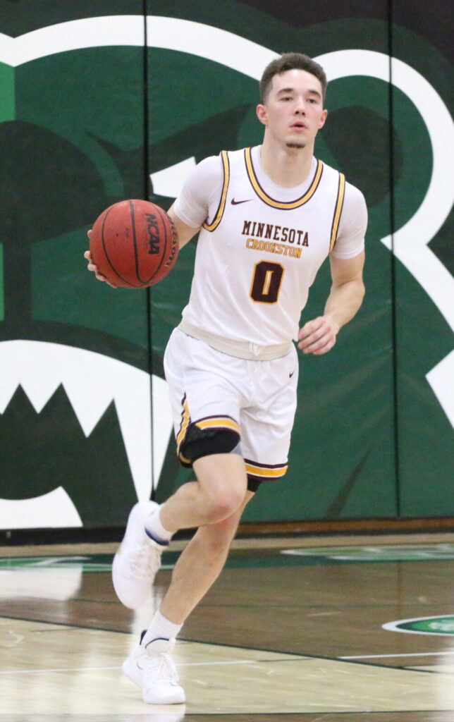 UMC MEN’S BASKETBALL OVERCOMES SLOW START IN WIN OVER CONCORDIA-ST. PAUL