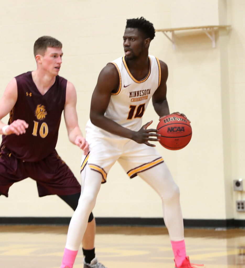 UMC MEN’S BASKETBALL SQUANDERS 22-POINT LEAD IN LOSS TO MINNESOTA DULUTH