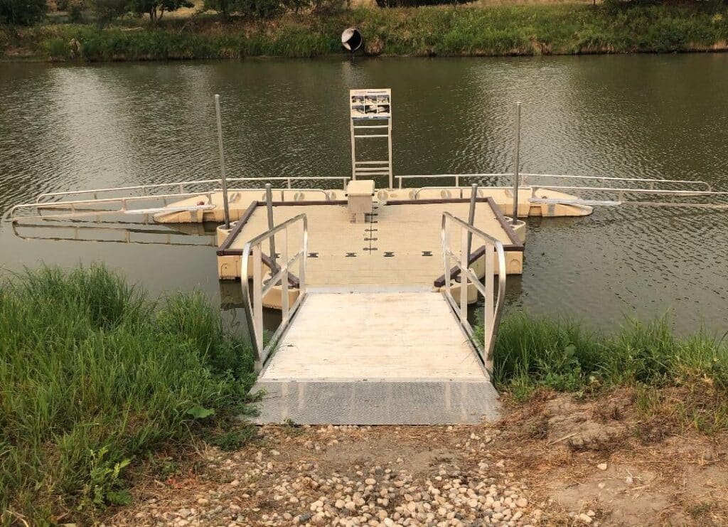 NEW KAYAK & CANOE LAUNCHES UP AND RUNNING ON THE RED LAKE RIVER