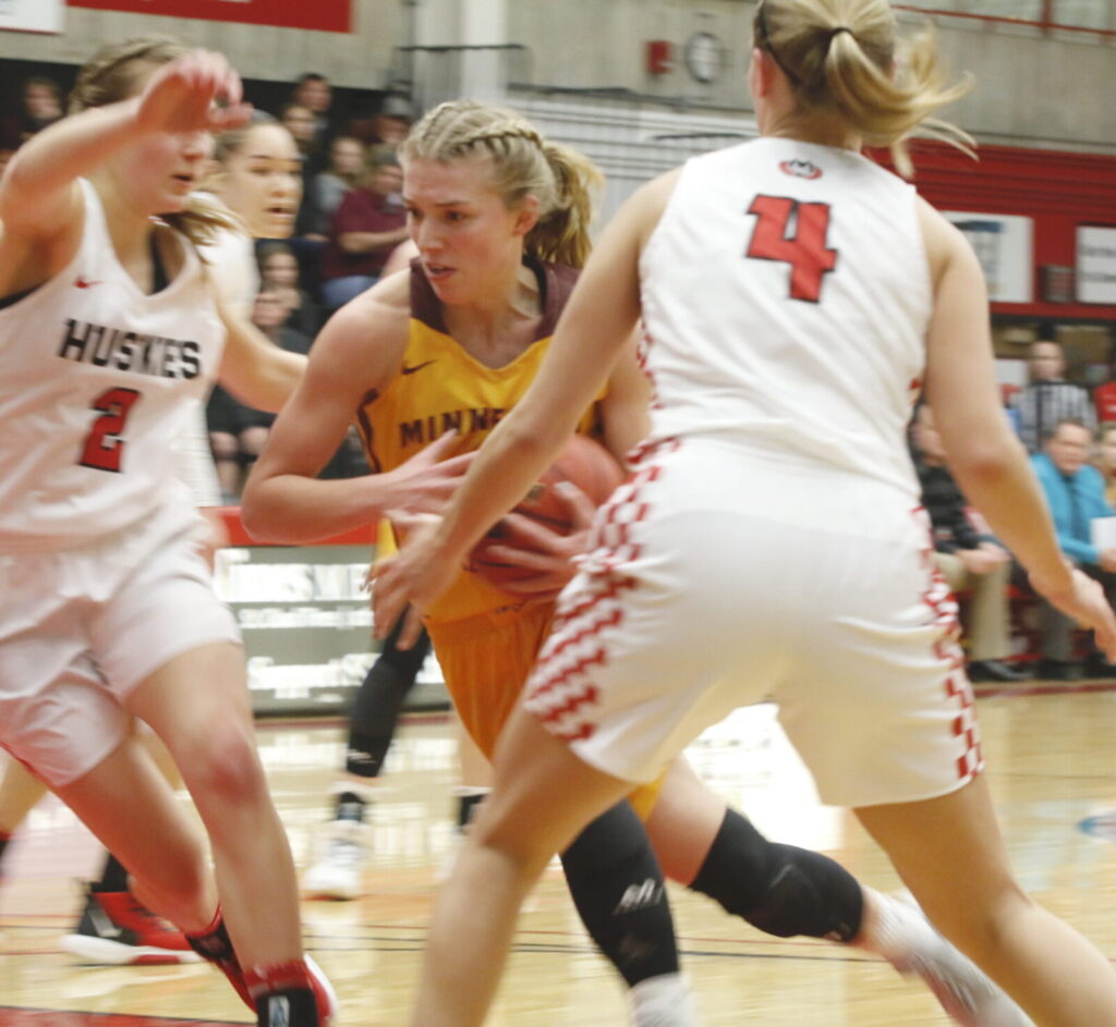 TURNOVERS AND SECOND CHANCE POINTS LEAD SCSU PAST UMC WOMEN’S BASKETBALL