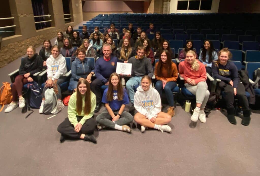 CROOKSTON H.S. LEO CLUB RECEIVES EXCELLENCE AWARD FROM PAST DISTRICT GOVERNOR KEVIN REICH