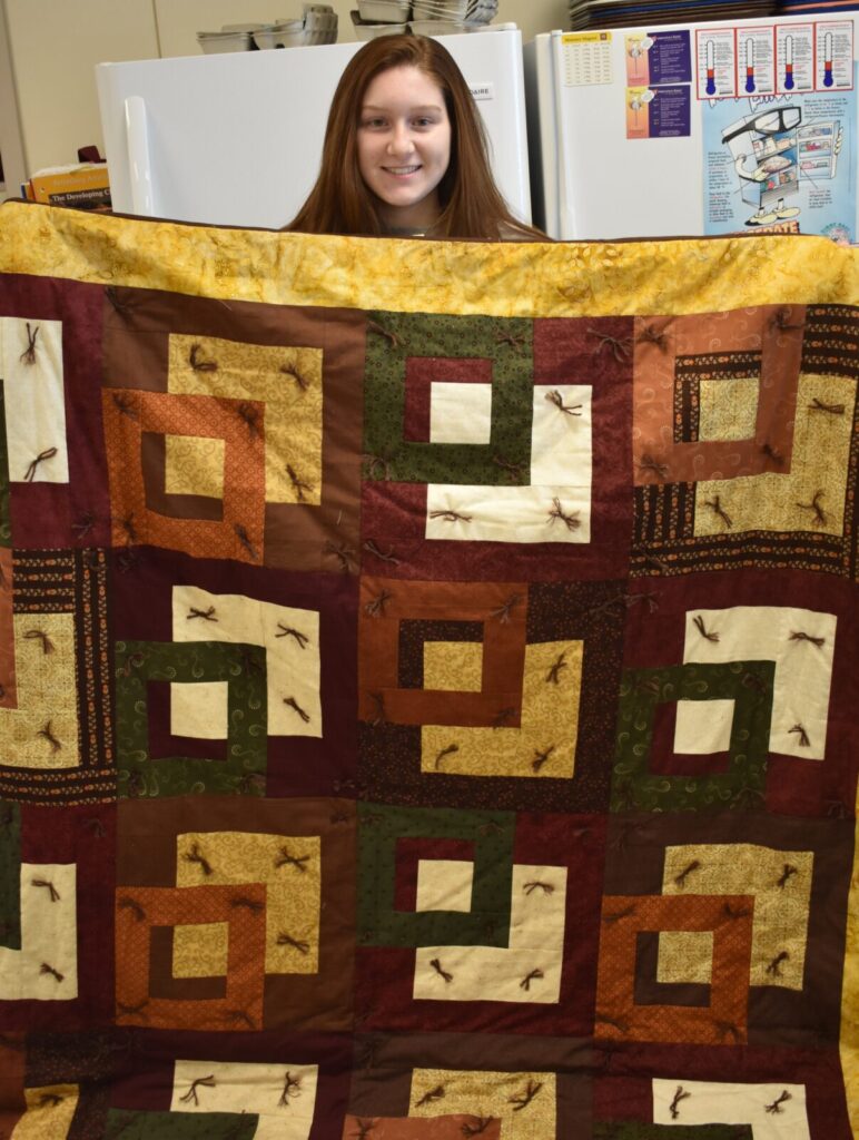 CROOKSTON HIGH SCHOOL QUILT SHOW AND LIONS “SPUD BAR” FUNDRAISER FRIDAY NIGHT