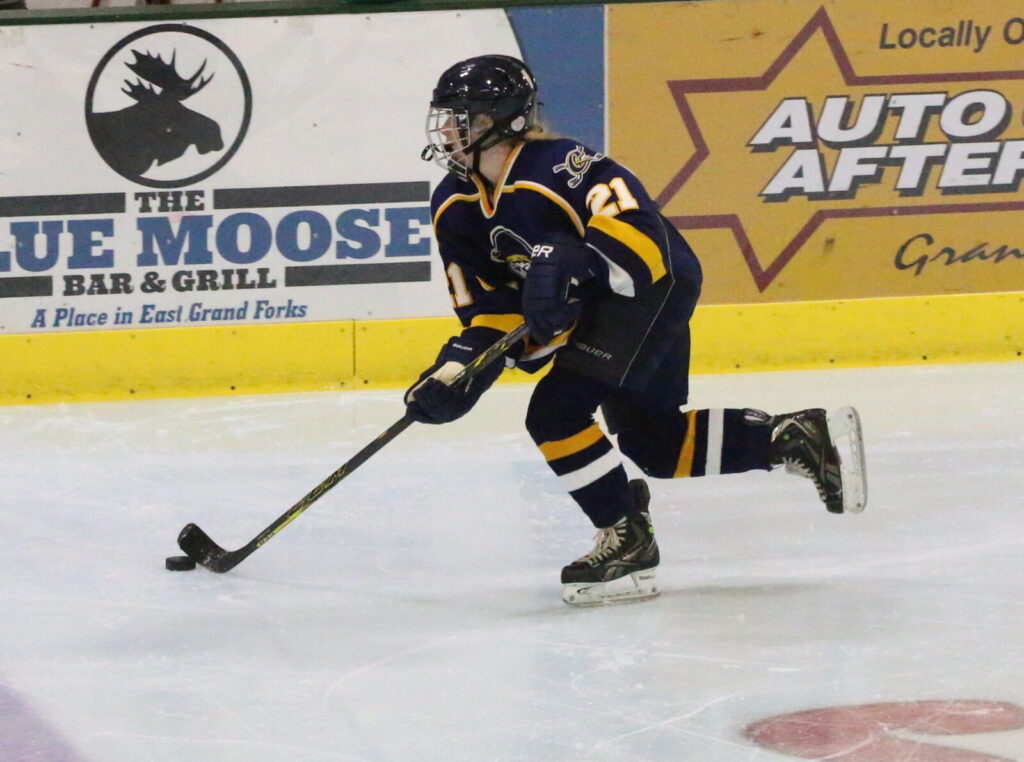 PIRATE GIRLS HOCKEY SHUT OUT BY EAST GRAND FORKS IN SEASON OPENER