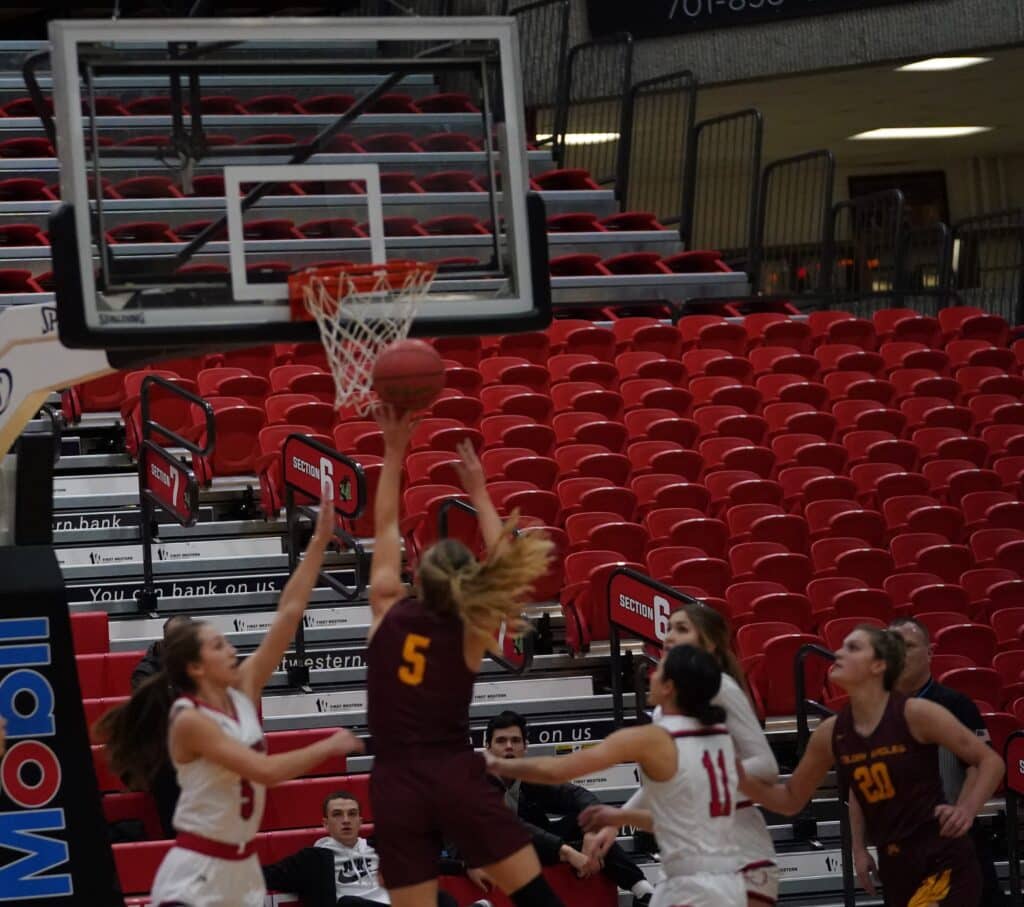 UMC WOMEN’S BASKETBALL FALLS IN CLOSE GAME WITH MINOT STATE