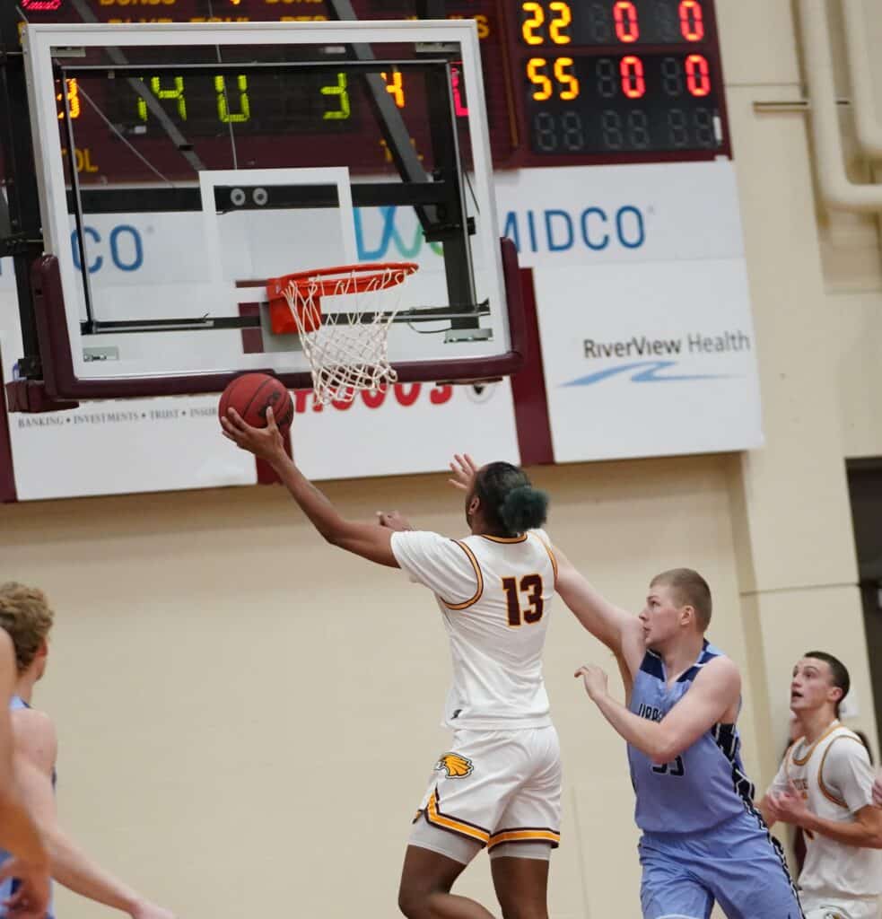 FIRST HALF SCORING DROUGHT PROVES COSTLY FOR UMC MEN’S BASKETBALL AGAINST UPPER IOWA