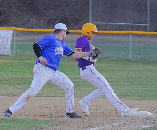 SACRED HEART BASEBALL BEATS RED LAKE COUNTY