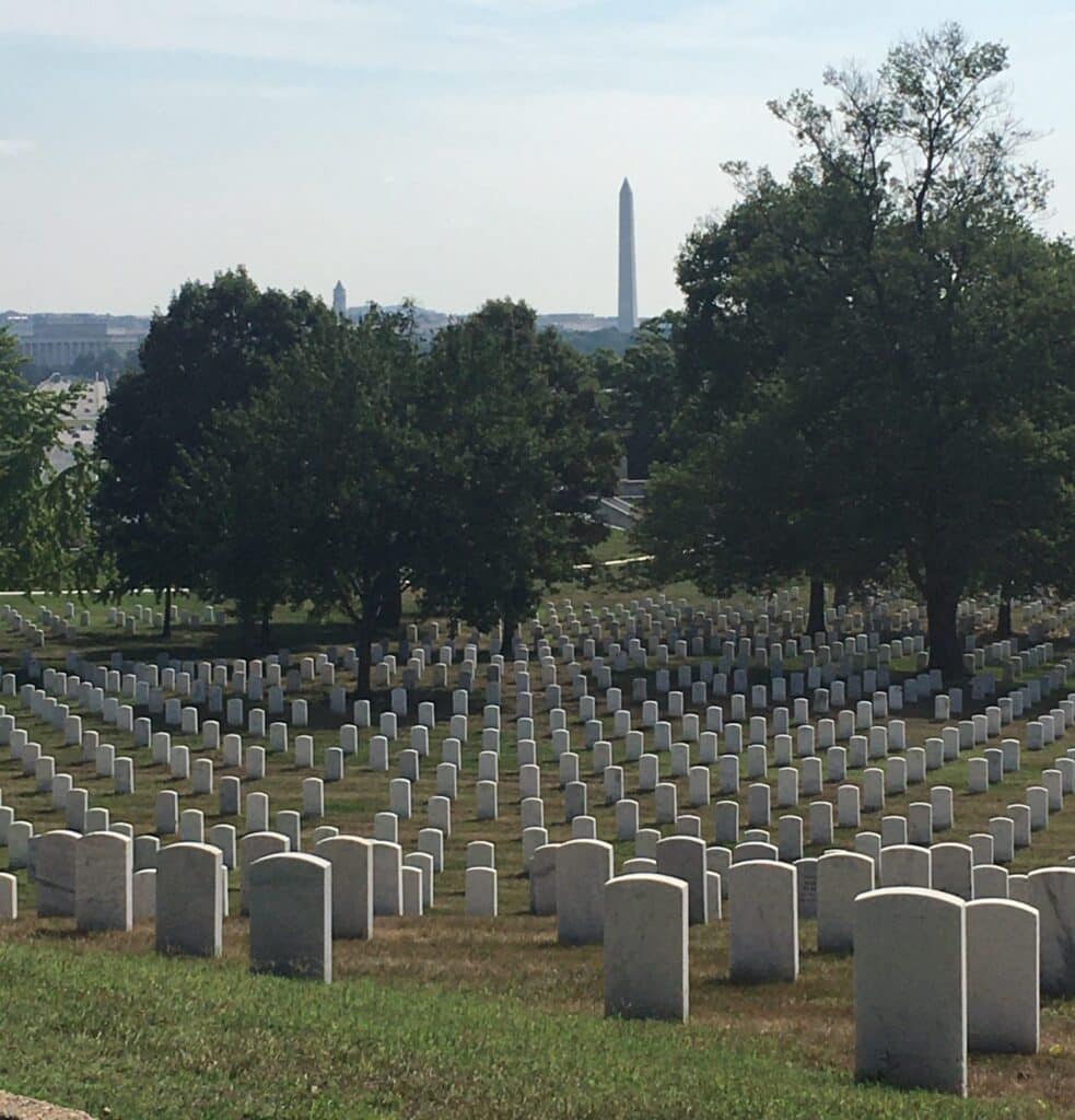 CROOKSTON MIDDLE SCHOOL TRIP PICTURES FROM D.C. DAY 2