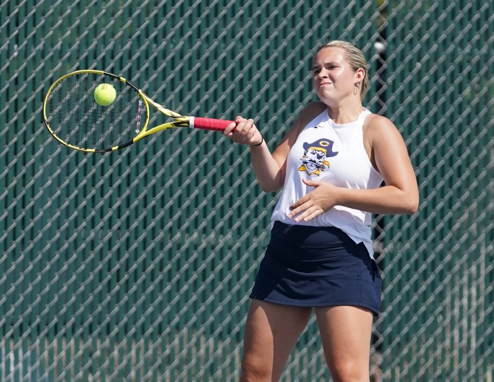 #10 Crookston Pirate Girls Tennis beats #4 ranked Litchfield and Delano