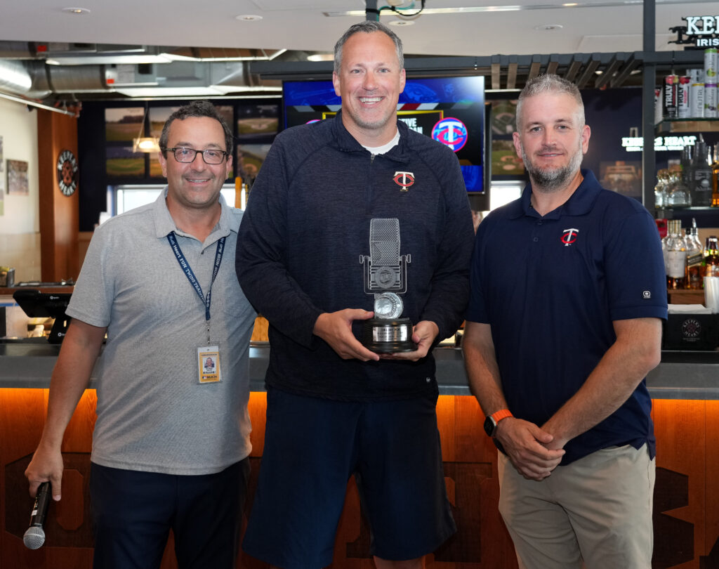 KROX Wins 2024 John Gordon Minnesota Twins Radio Affiliate of the Year