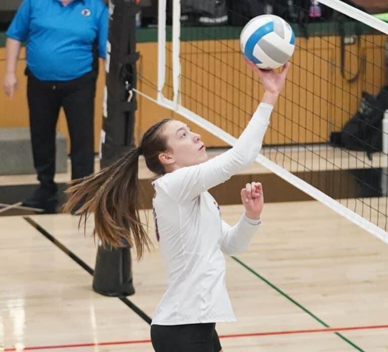 Sacred Heart Volleyball falls to BGMR in Section 8A tourney KROX