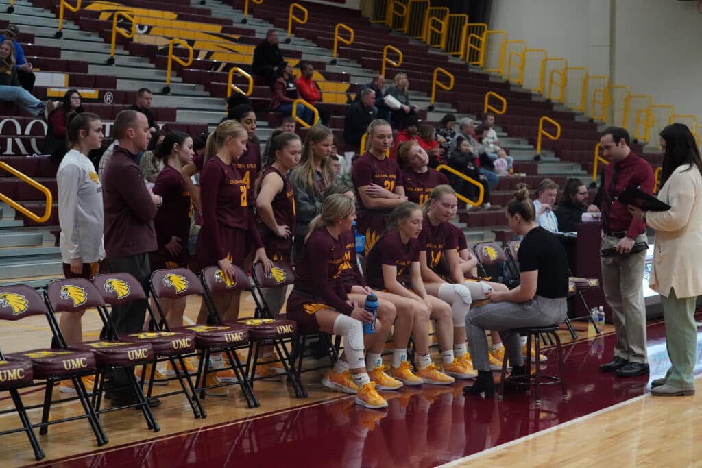 UMC Women’s Basketball attempts comeback, but comes up short against St. Cloud State