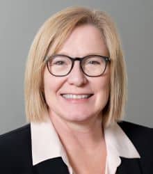 Congresswoman Michelle Fischbach announces a campaign for another term as 7th District Representative