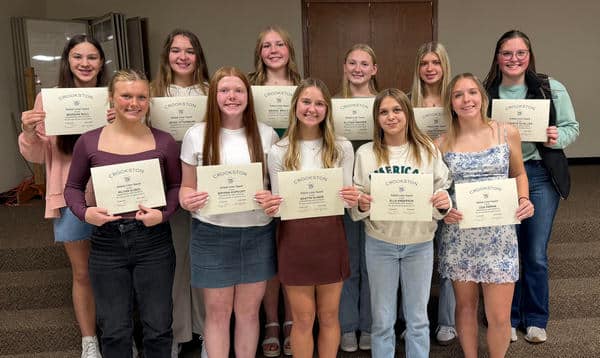 Crookston Pirate Volleyball hands out awards