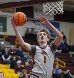 UMC Men’s Basketball Freshman Spencer Swenson named NSIC North Player of the Week