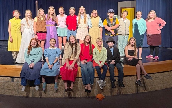 Crookston Middle School Theatre Department to present the play “Fairy Tale Princess – Game of Thrones” November 14 and 15