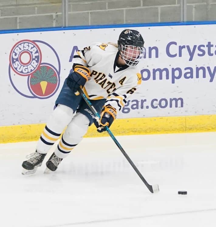 #6AA Bemidji scores six first period goals, cruises past Pirate Girls Hockey