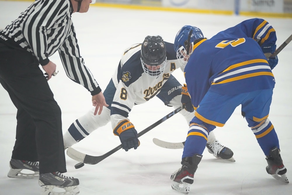 Crookston Pirate Boys Hockey plays well, but falls to TRF in first loss of the season