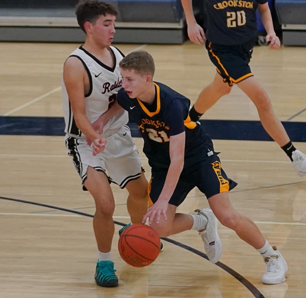 Lake Park-Audubon built up an early lead big enough to hold off Pirates 69-53