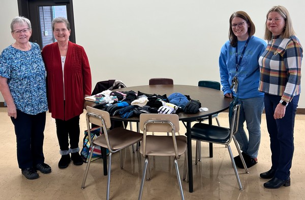 Crookston Disabled Veterans Auxiliary and Legion Auxiliary supply winter clothing to veteran families