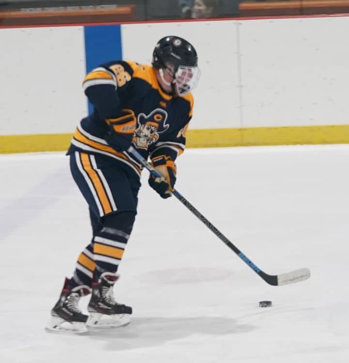 Garrett Fischer scores 6 goals as Pirate Boys Hockey routs Park Rapids