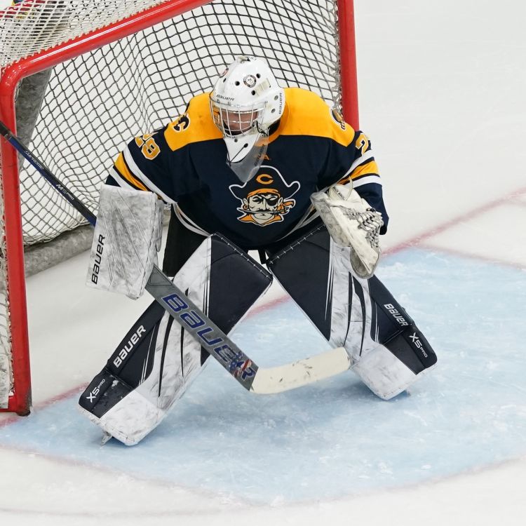 Crookston Boys Hockey’s 3rd period comeback not enough in loss to TRF