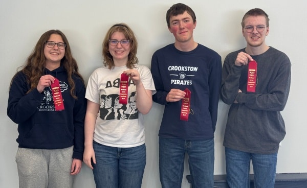 Crookston High School Knowledge Bowl teams compete in TRF, Crookston White finishes 2nd
