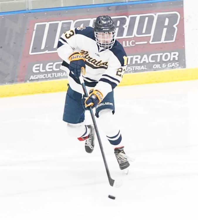 Crookston Boys Hockey holds on to defeat Bagley/Fosston in offensive barrage