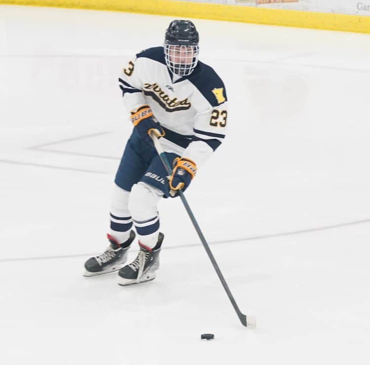 Crookston Boys Hockey uses 8 goals to take down KCC