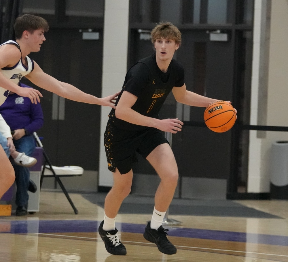 UMC Men’s Basketball Spencer Swenson records a career-high double-double 27 points and 13 rebounds to lead his team to a win at Sioux Falls.