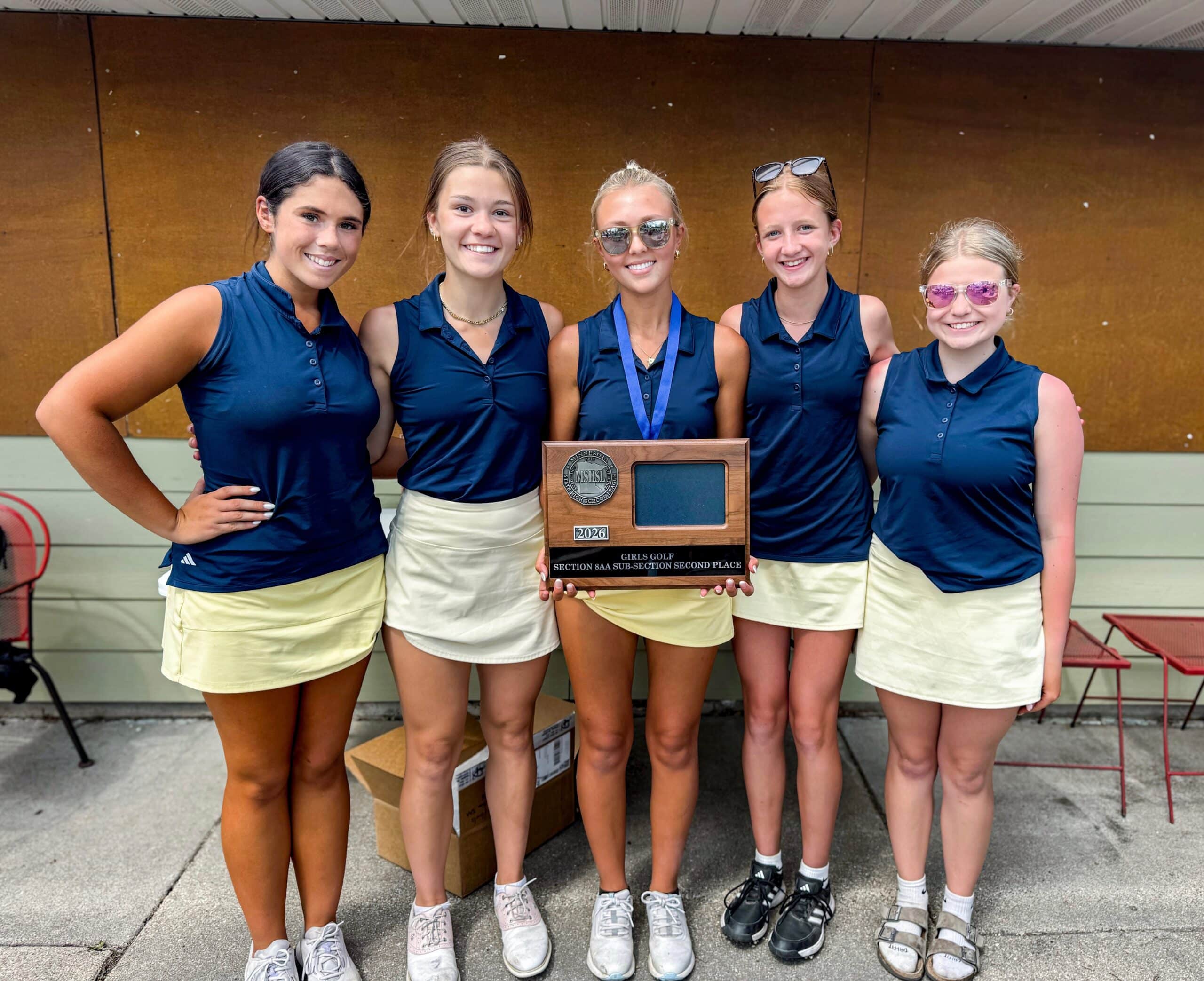 Crookston Girls Golf advances to Section golf tournaement after 2nd place finish in sub-section meet