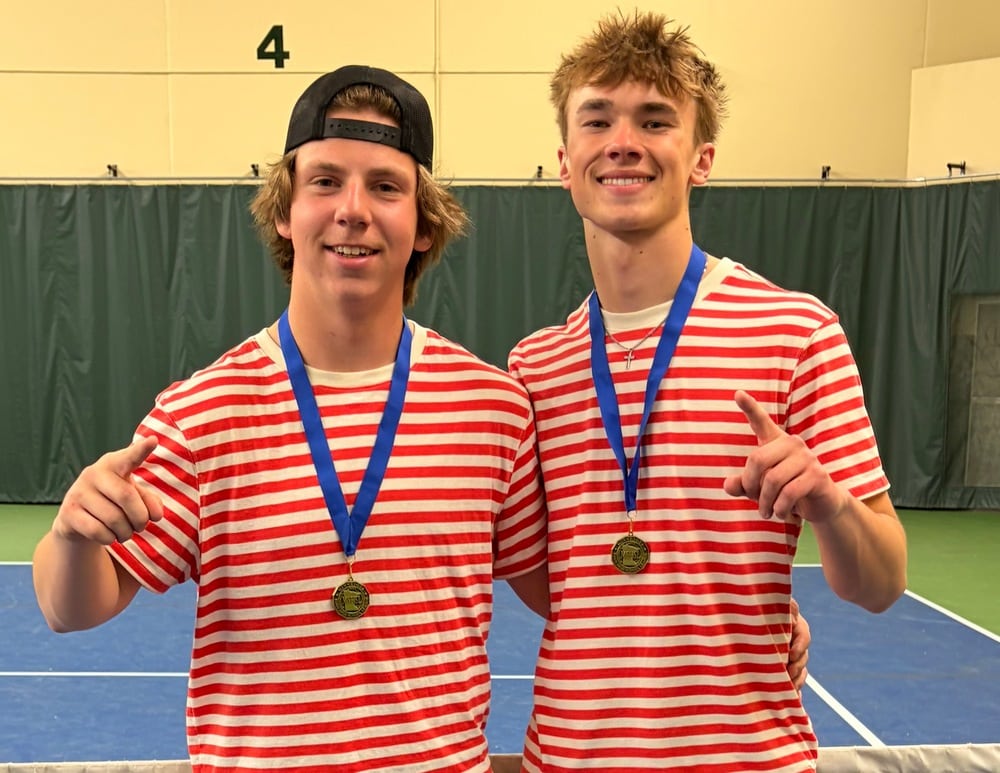 Reggie Winjum/Grant Funk win the Section 8A Doubles Championship and advance to state