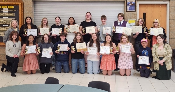 Crookston High School Speech and Theatre hands out awards at banquet