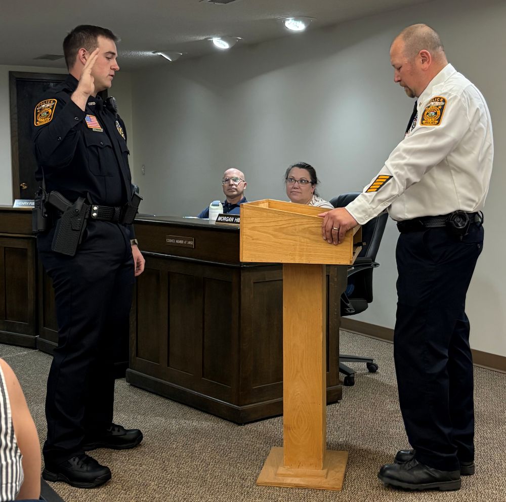Crookston City Council welcomes new police officer, reviews Highway 2 land sale and water utility payment dispute at Monday’s meeting