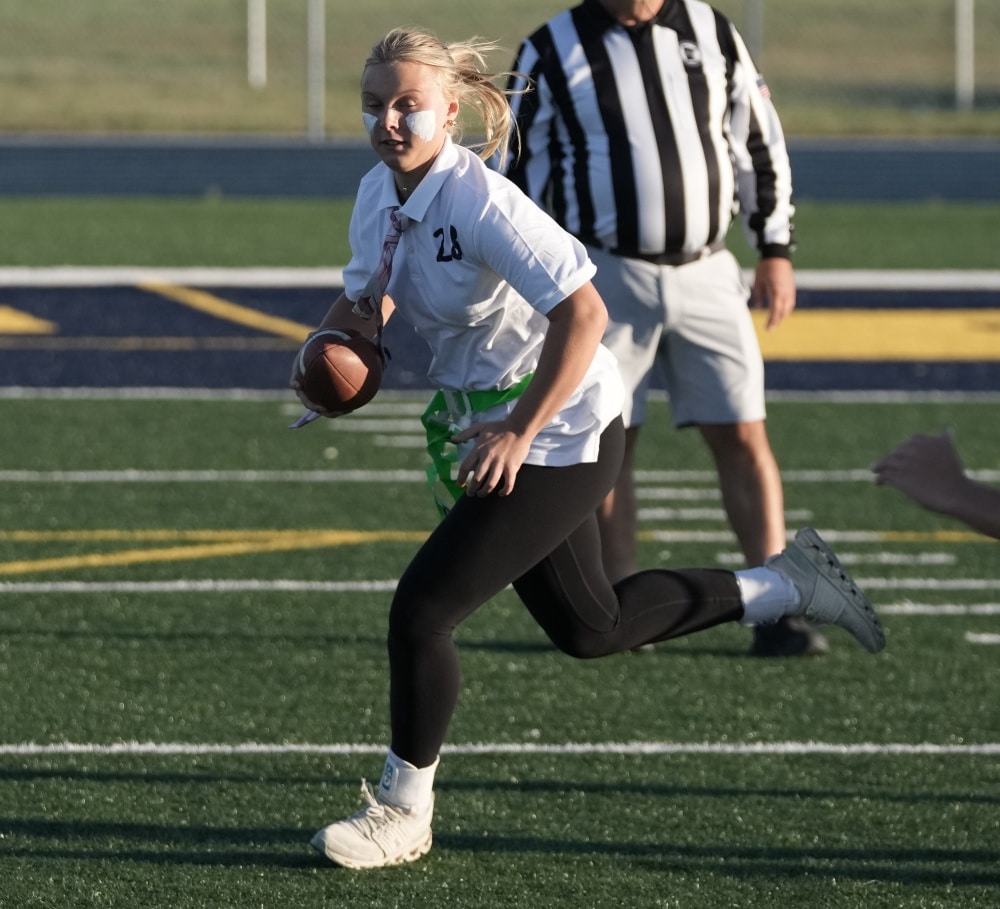 Seniors and Juniors tie in Crookston High School Powder Puff Football championship