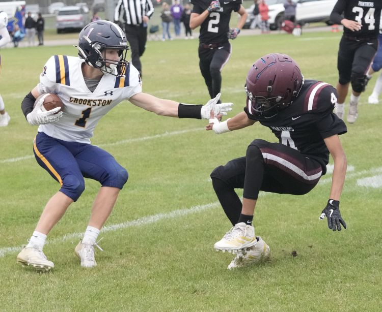 Beau Smith’s 149 yards receiving and 2 TDs lead Crookston Football past Cass Lake-Bena