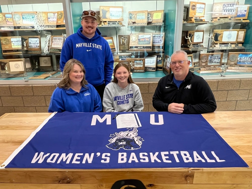 Madi Bruggeman signs to play basketball at Mayville State