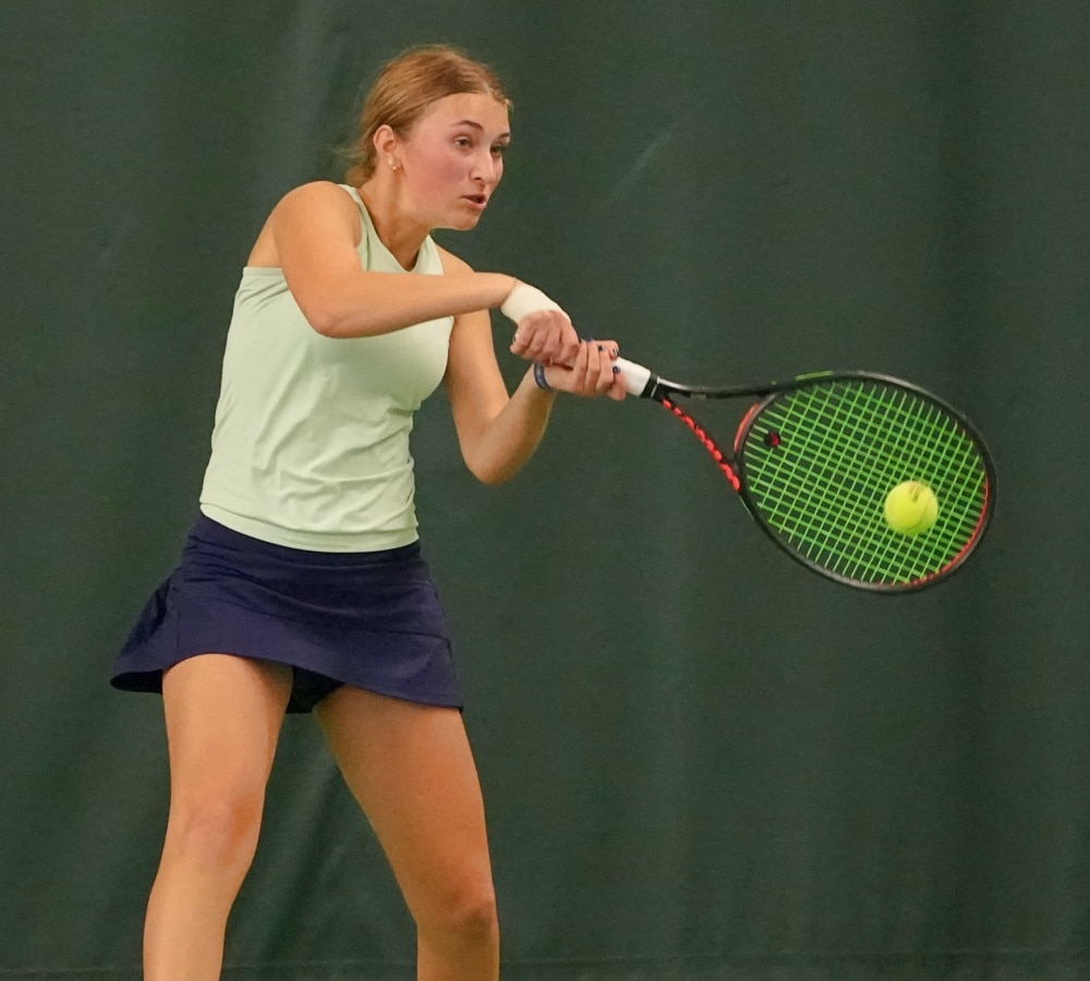 Lauren Tull is playing for a trip to state in the Section 8A singles true-second match