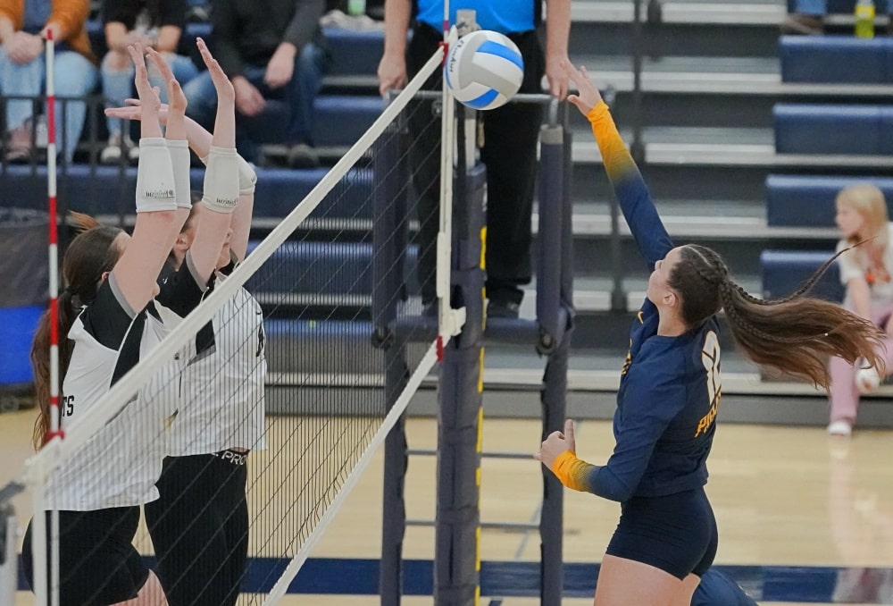 Climax-Fisher uses big runs to beat Crookston Pirate Volleyball